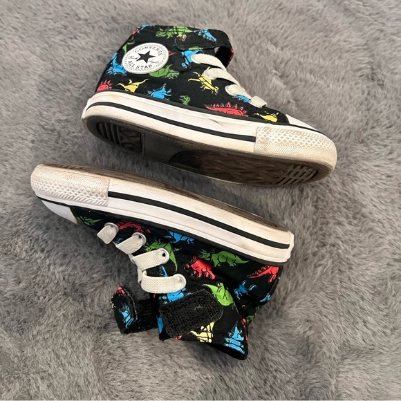 Converse Chuck Taylor All Star  - Baby•Toddler •Black /Dinosaurs. - Picture 3 of 5